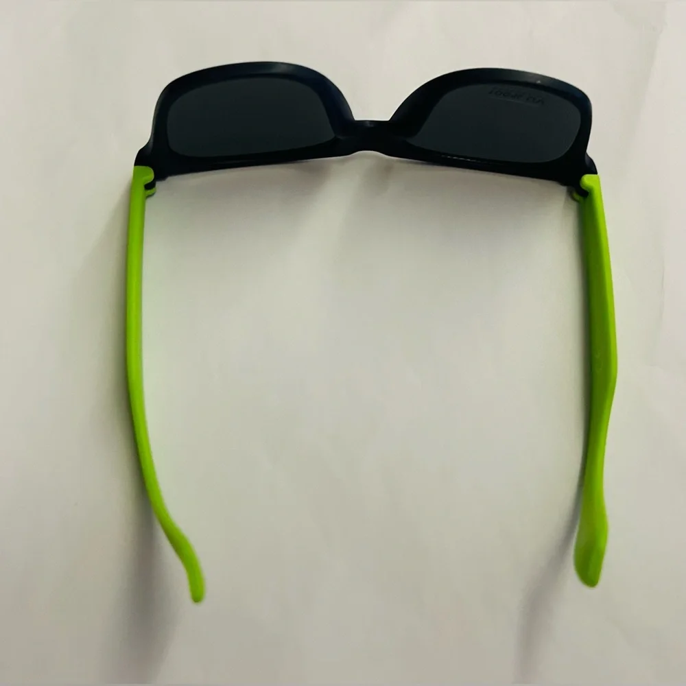New Tommy Bahama Kid Sunglasses Blue Frame Green Temple Boys Girls Unisex Summer